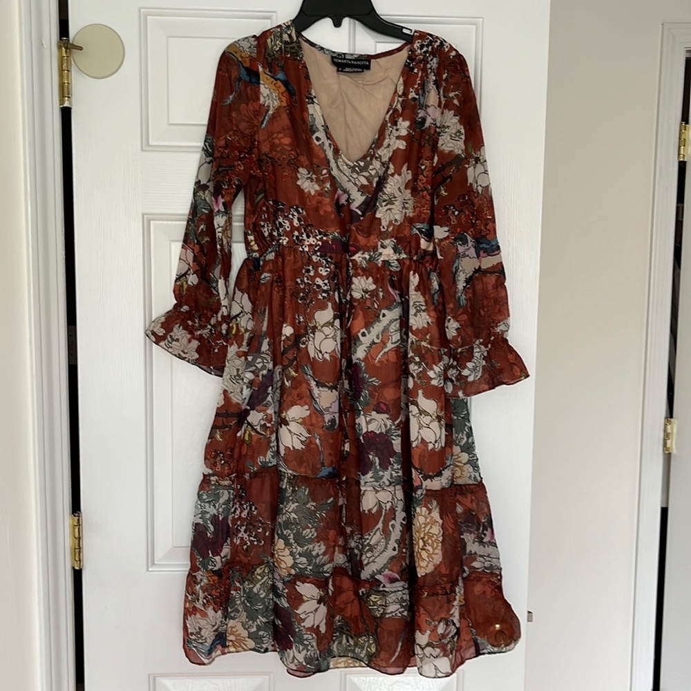 Woman’s dress size 4